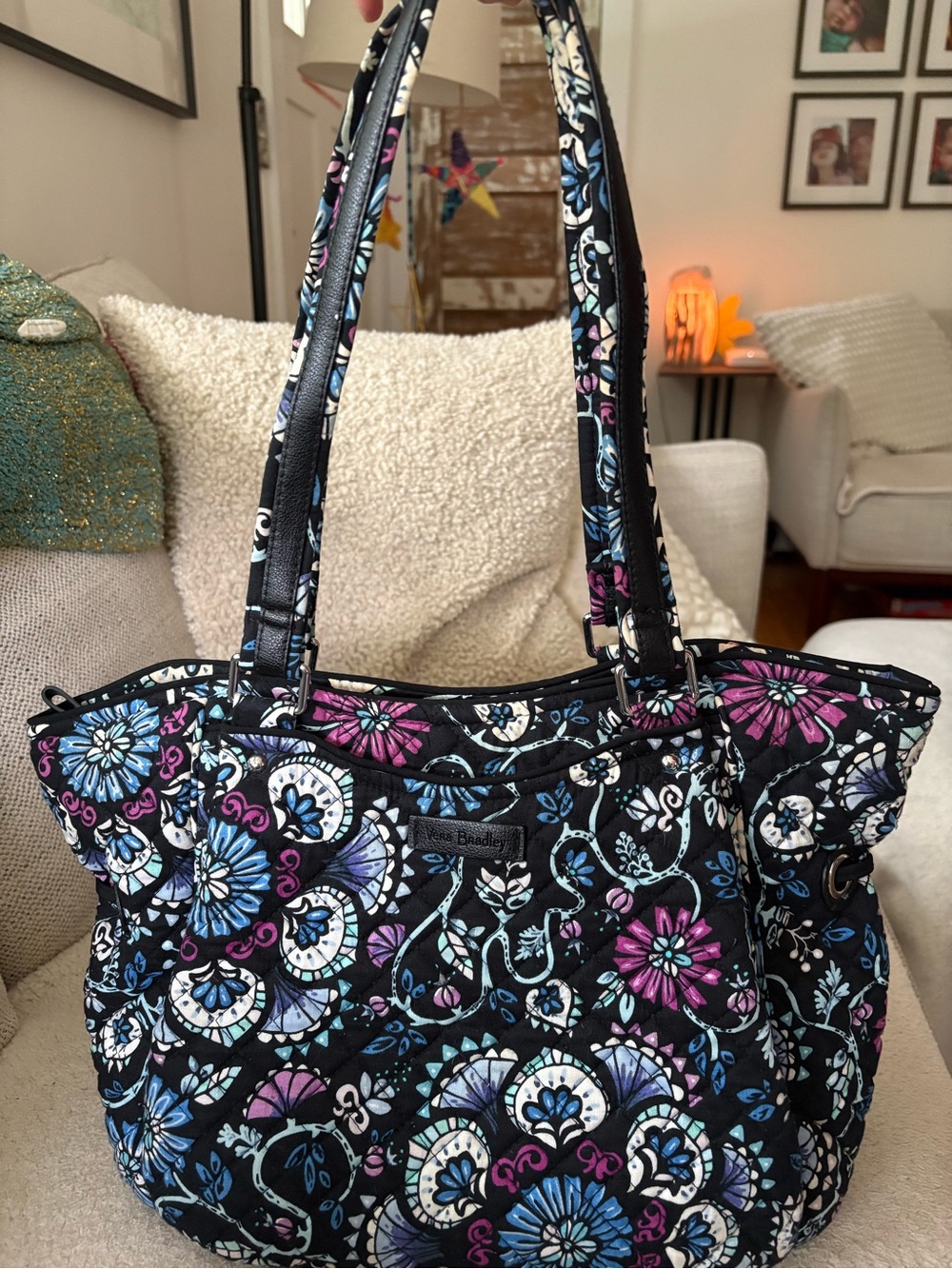 Vera Bradley Glenna Satchel in Bramble pattern.